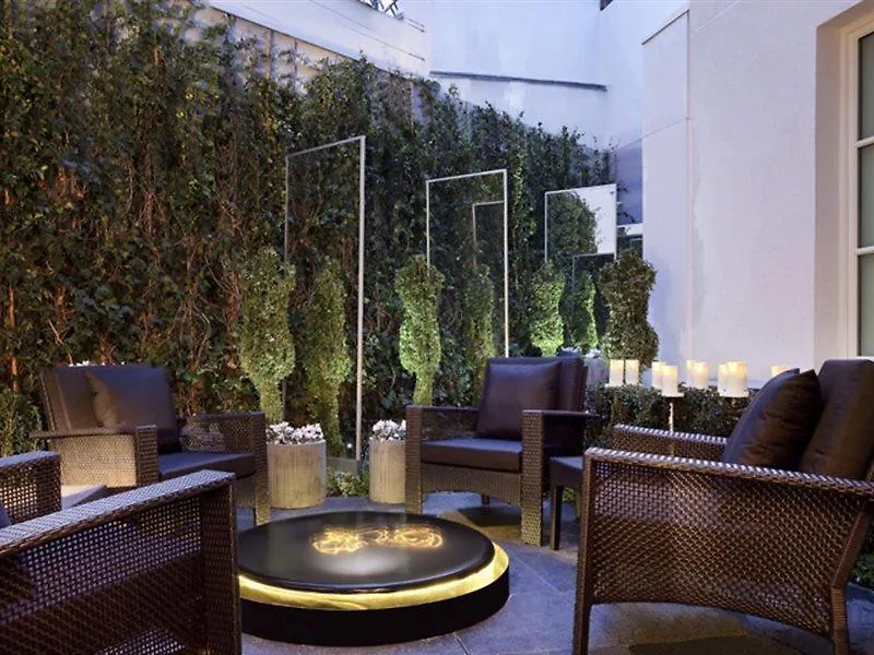 Les Jardins De La Villa Paris Hotel